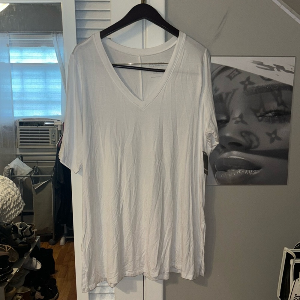 TORRID white swing tshirt